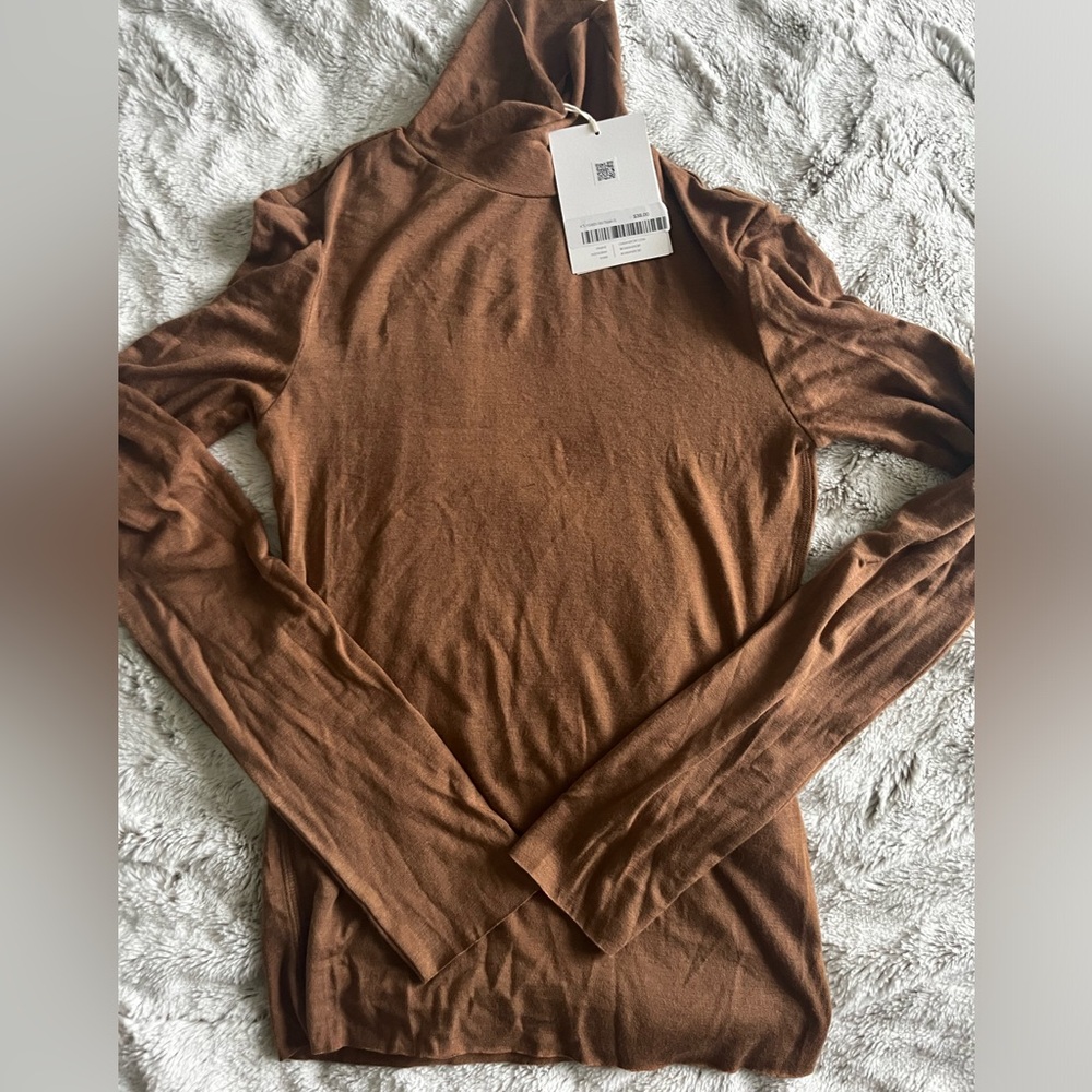 OAK + FORT TURTLENECK